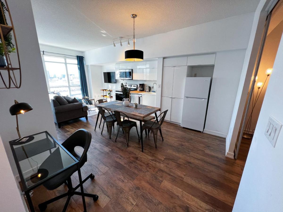 Simply Comfort. Elegant Apartments Dan Lecki 토론토 외부 사진